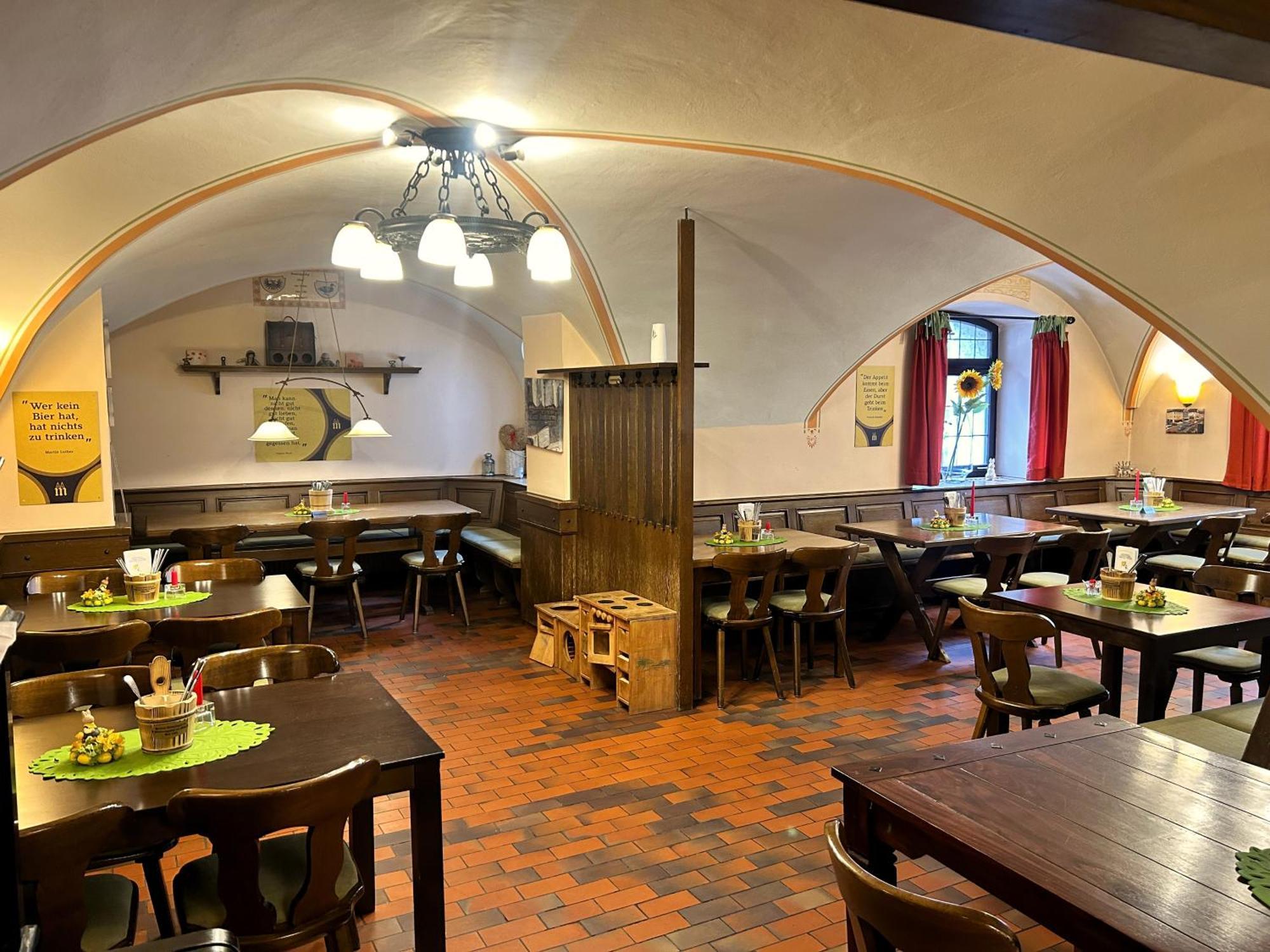 Brauereigasthof Zur Muenz Seit 1586 Günzburg Exteriör bild